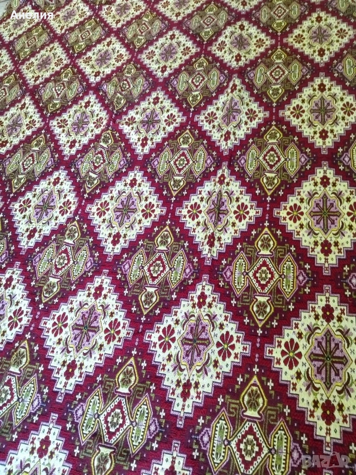 Вълнено жакардов килим , снимка 1