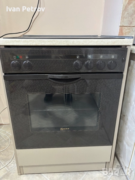 Electrolux пералня и хладилник, Neff печка, снимка 1