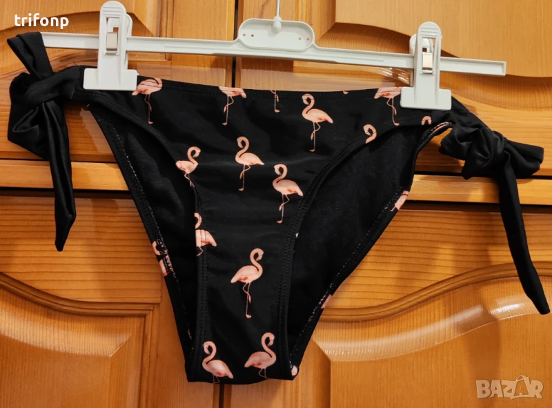 Дамски бански долнище S, снимка 1