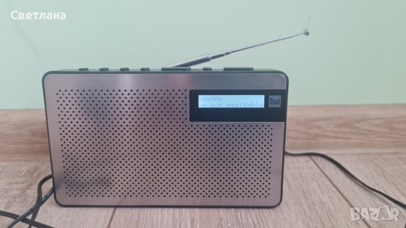 Портативно радио Dual DAB 82, снимка 1