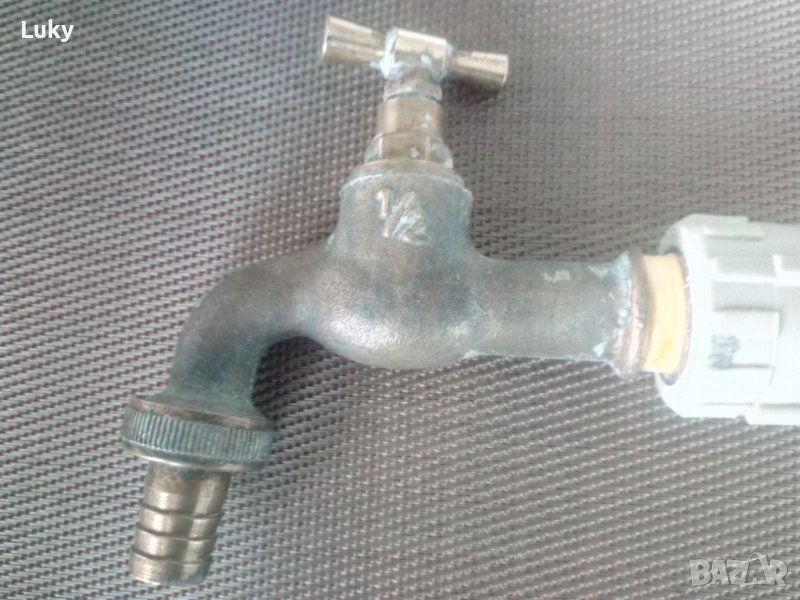 Продавам едновремешна канелка за дворна чешма 1/2., снимка 1