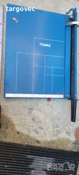 Професионална гилотина за хартия, снимка 1