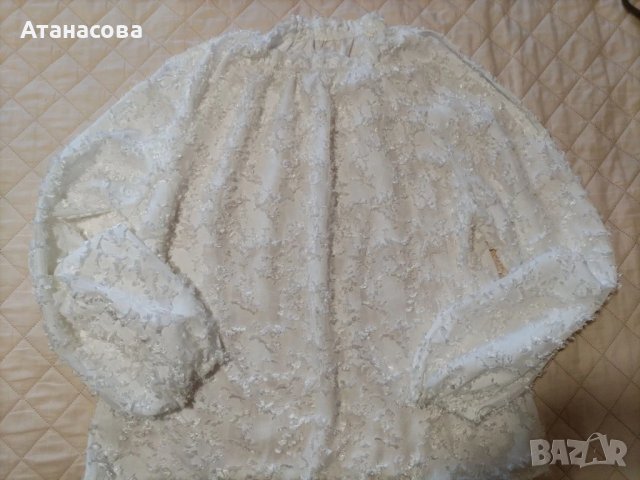 Дамска блуза с голи рамене