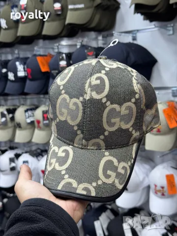 Маркови шапки с козирка , снимка 7 - Шапки - 49201159