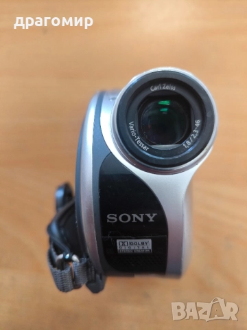 Sony DCR-DVD105E, снимка 4 - Камери - 52142307