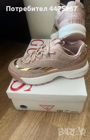 Маратонки GUESS , снимка 2 - Маратонки - 50319849