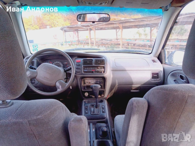 Grand vitara XL 2.7L 2004 ГАЗ/бензин off road и повдигната, снимка 8 - Автомобили и джипове - 53413863