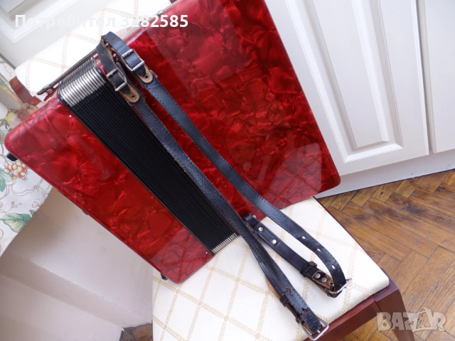 Акордеон Велтмайстер Стела 60 баса, снимка 14 - Акордеони - 52804827