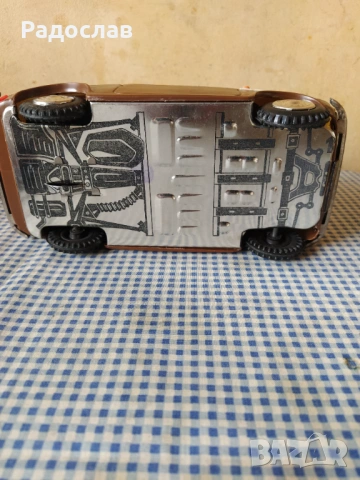 Нова колекционерска количка FIAT 126, снимка 6 - Колекции - 53743321