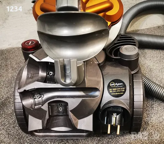 Прахосмукачка DYSON DC-20 1400W работи безупречно, снимка 5 - Прахосмукачки - 49717110