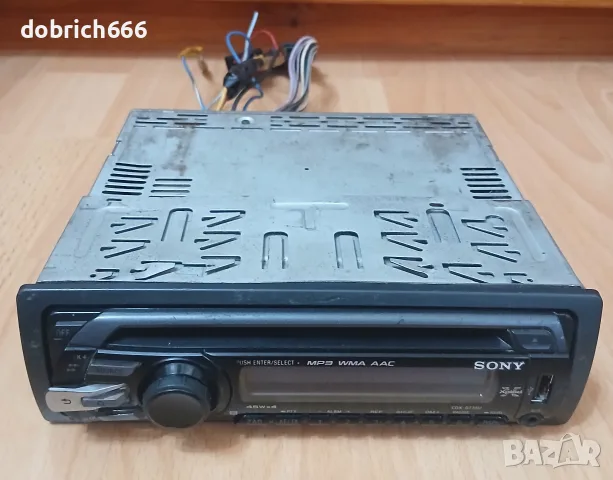 CD USB Sony CDX-GT35U радио за кола флашка диск аукс 30 евро, снимка 4 - Аксесоари и консумативи - 55898448