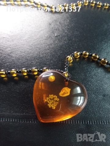 Гердан с кехлибар , снимка 2 - Колиета, медальони, синджири - 51896418