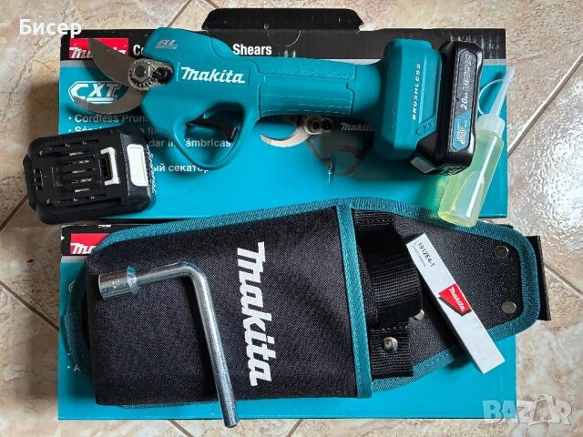 Акумулаторна лозарска ножица Макита Makita UP100DZ, снимка 2 - Други инструменти - 53691508