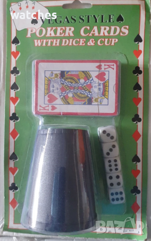 К-т за игра - чашка с карти и зарове
