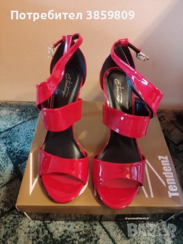 Обувки , снимка 2 - Дамски обувки на ток - 44238243