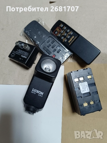 Видео камера Hitachi VM-E210E, снимка 3 - Камери - 52328870