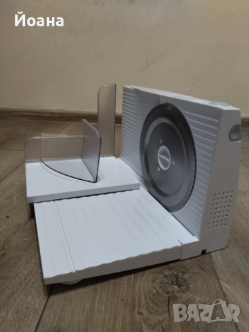 машина за рязане на хляб и колбаси , снимка 1