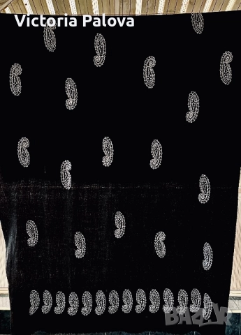 Луксозен голям вълнен шал с блестящи камъчета, снимка 2 - Шалове - 52932409