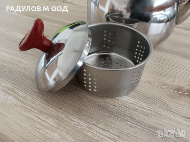 Свирещ чайник с цедка за чай 1 литър / 70787, снимка 2 - Аксесоари за кухня - 44616912