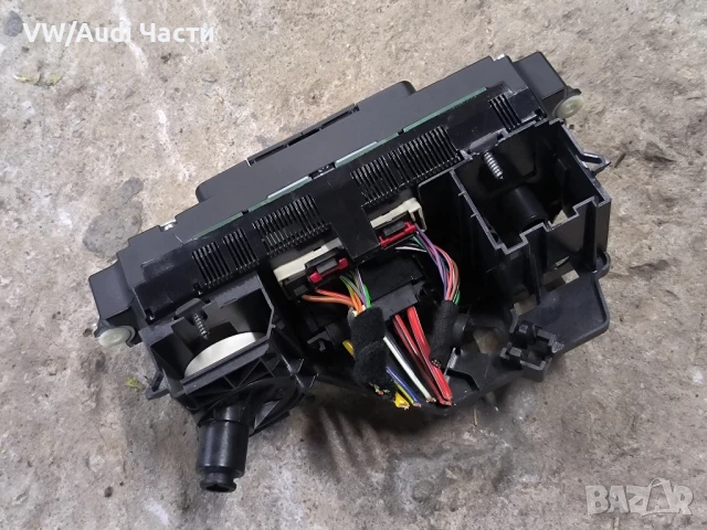Панел управление климатик климатроник за Голф 5 Пасат VW Golf 5 Passat 1CF747309, снимка 3 - Части - 50517663