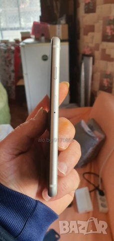 Отличен iPhone SE 2020 64 GB чист iCloud нова батерия, снимка 9 - Apple iPhone - 44261023
