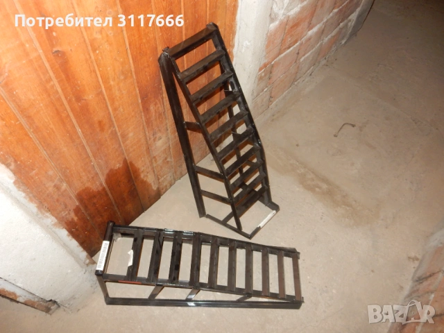 Чисто нови две Рампа за автомобил за 49 Евро, снимка 2 - Аксесоари и консумативи - 53633125