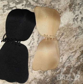 👙 Силиконов самозалепващ се сутиен  