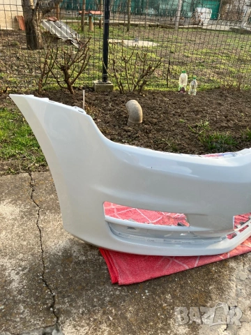 Предна броня за Volkswagen Golf 7, снимка 3 - Части - 53843263