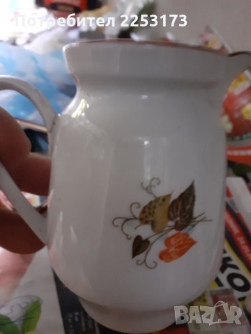 Порцеланова каничка Китка със забележка и кана Разград