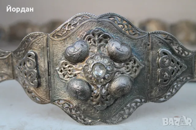 Сребърен колан, снимка 2 - Антикварни и старинни предмети - 48297137