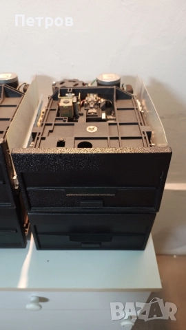 Продавам 8 inch floppy disk drive / 8 инчови флопи дискови устройства / FDD 8 inch, снимка 2 - Други ценни предмети - 51434677