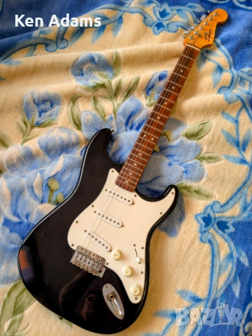 Squier Strat SE, снимка 2 - Китари - 53593514