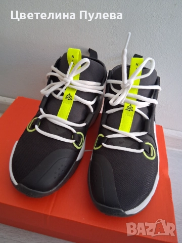 Маратонки Nike 38