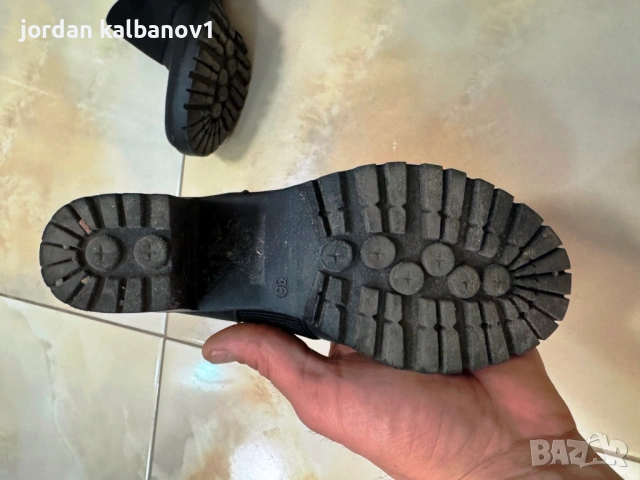 Падарявам - дамски черни естествена кожа боти  номер - 36 стелка - 23см. ток - 7см., снимка 4 - Дамски боти - 53806274