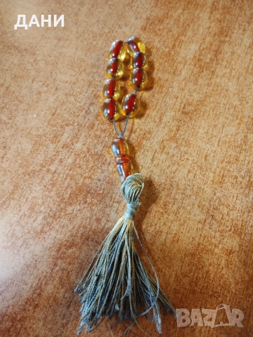 Стара антикварна малка броеница