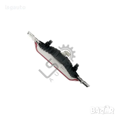 Трети стоп Toyota Corolla 2001-2006 ID: 135857, снимка 2 - Части - 47619931