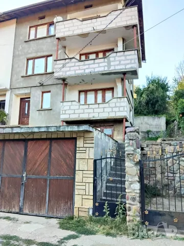 🏡Продавам Триетажна масивна къща  ведно със сутерен и гараж в гр.Тетевен, снимка 17 - Къщи - 55873907