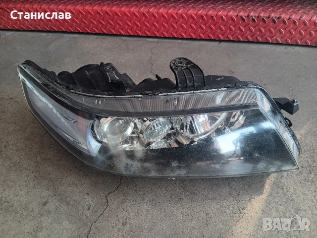 Ляв и десен фар за Honda Accord 7 Facelift, снимка 3 - Части - 51132825