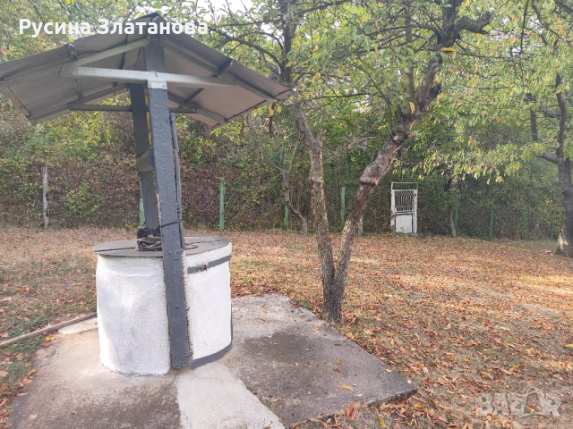 Продавам обзаведена двуетажна къща в с. Владо Тричков, снимка 10 - Къщи - 52330117