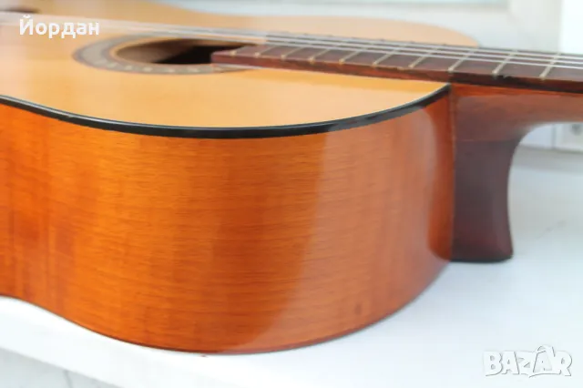 Немска акустична китара ''Hofner'', снимка 10 - Китари - 47356584