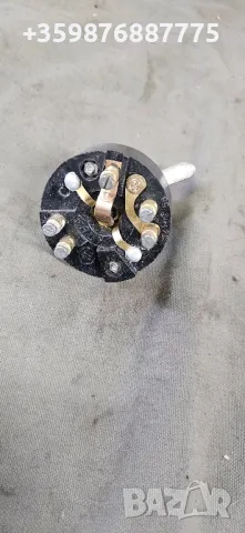 Ключ прекъсвач Соц Ретро Трактор МТЗ Болгар Беларус Т-150 Юмз Ифа Мадара Европа мигачи мигач , снимка 2 - Части - 50353529