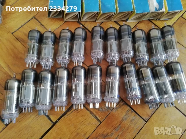 Стари неупотребявани, радио телевизионни лампи, снимка 2 - Радиокасетофони, транзистори - 50524509