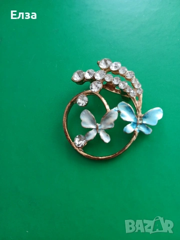 Три гривни и брошки за жени, снимка 6 - Гривни - 52681606