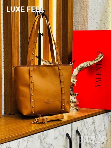 Valentino ⚜️Дамски Чанти , снимка 11 - Чанти - 53435119