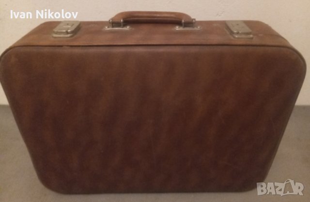 Класически куфар с изкуствена кожа , снимка 2 - Куфари - 41462925