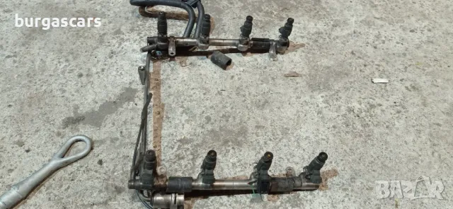 Бензинов рейл с дюзи Audi A8 D3 4.2-335к.с - 300лв, снимка 2 - Части - 49343775