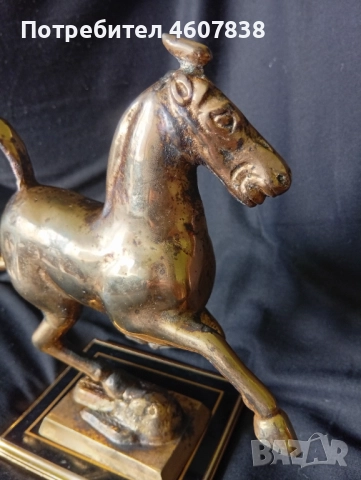 Скулптура  летящ кон бронз 18-19 см, снимка 4 - Статуетки - 52545277