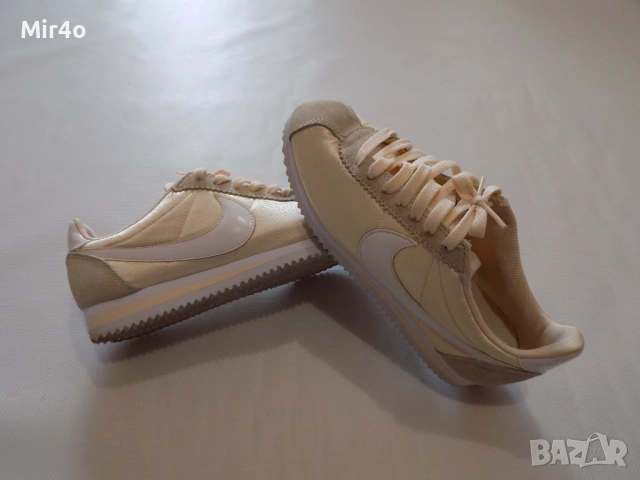 дамски маратонки nike cortez vintage retro сникърси обувки крос фитнес спортни оригинални номер 38, снимка 2 - Маратонки - 49091044