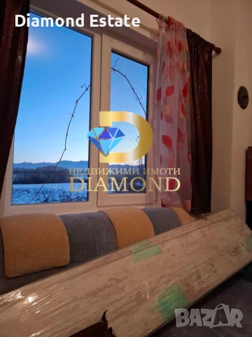 Двуетажна къща в село Дълбок извор, общ. Първомай, снимка 6 - Къщи - 51163516