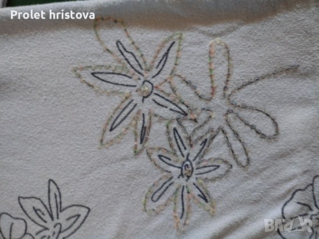 Голяма, нова жилетка-букле, снимка 3 - Жилетки - 40228330